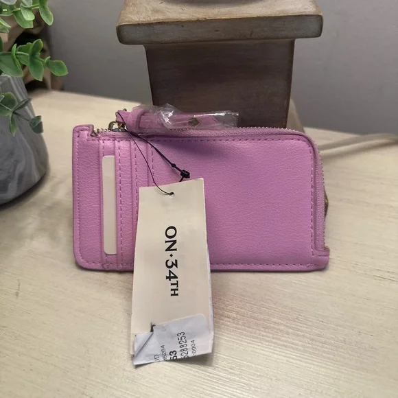 GIVEAWAY 🎉 ON 34th Pink Card Holder - Picture 2 of 5